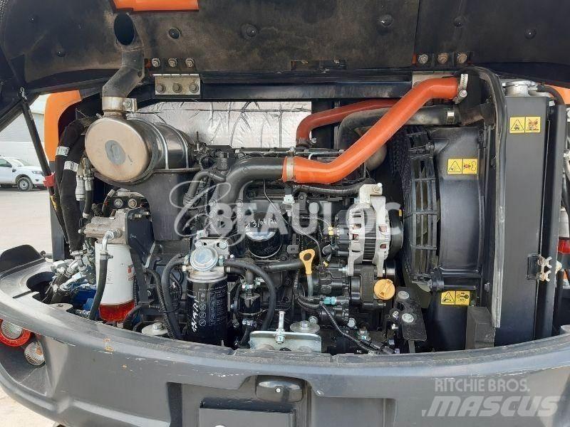 Doosan DX 57 W Wielgraafmachines