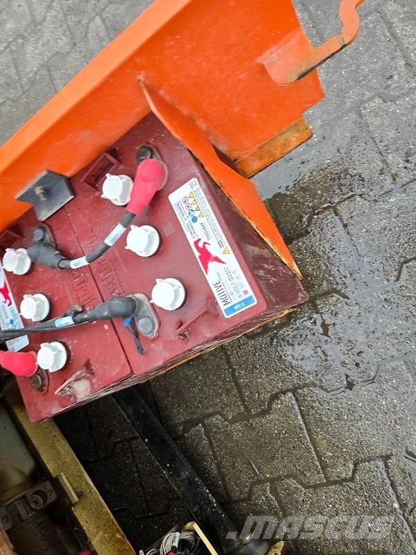 JLG 1230 ES Schaarhoogwerkers