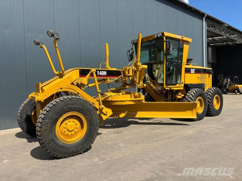 CAT 140H Graders