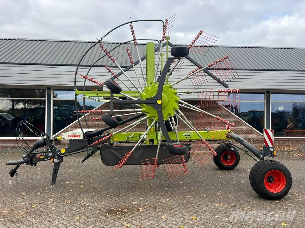 CLAAS Liner 2900 Zwadharken