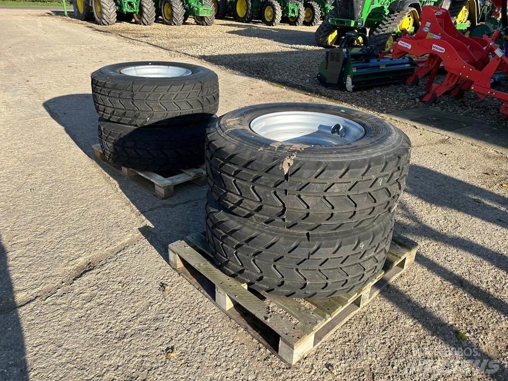  385X65X22.5 Banden, wielen en velgen