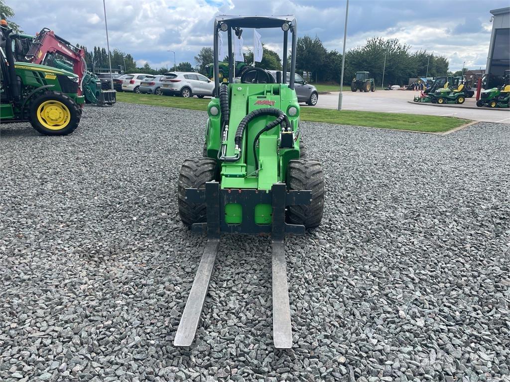 Avant 755I Wielladers