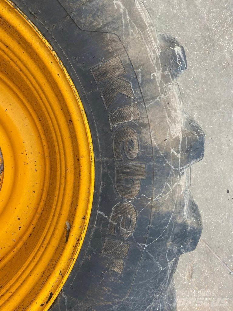 JCB WHEELS Banden, wielen en velgen
