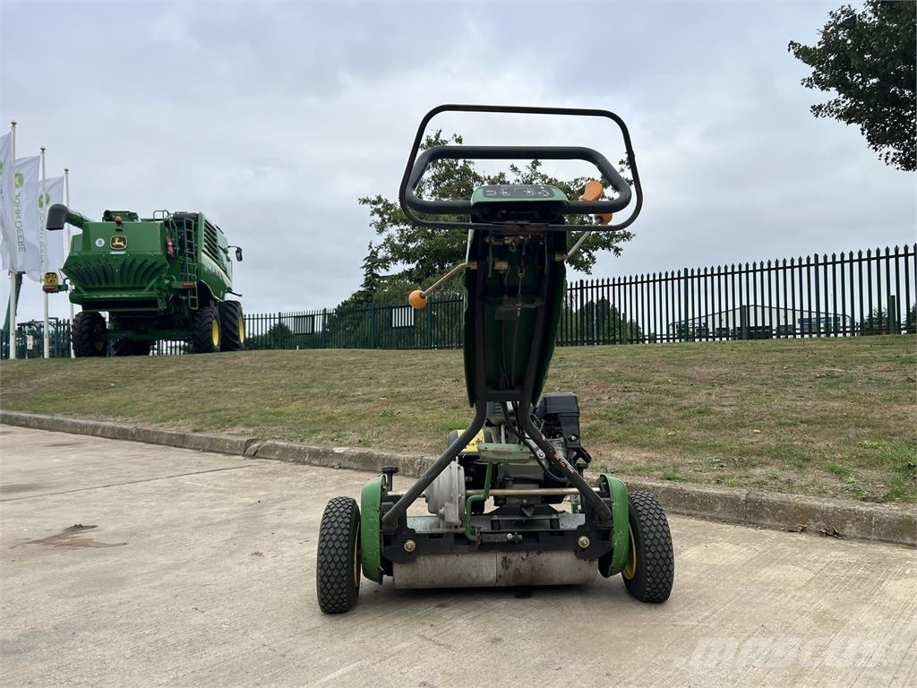 John Deere 220C Landbouw - overige