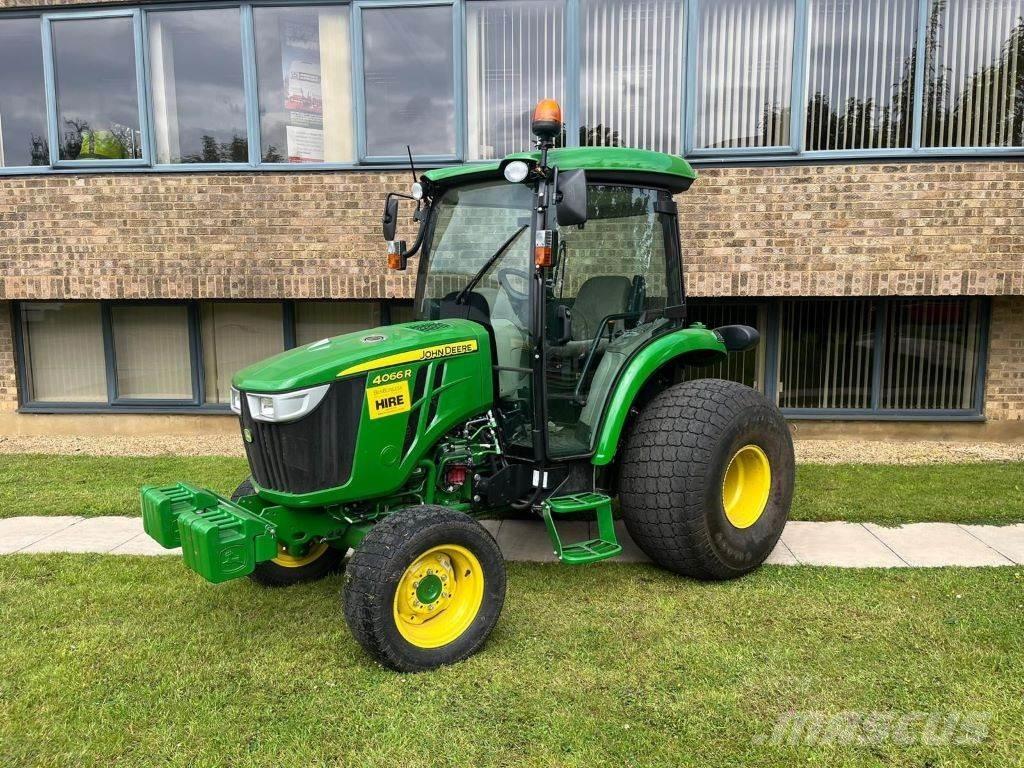 John Deere 4066R Compacttrekkers
