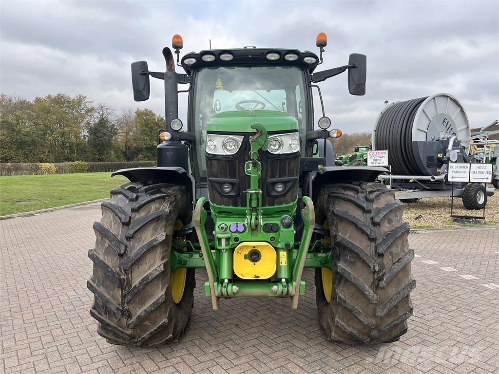 John Deere 6R185 Tractoren