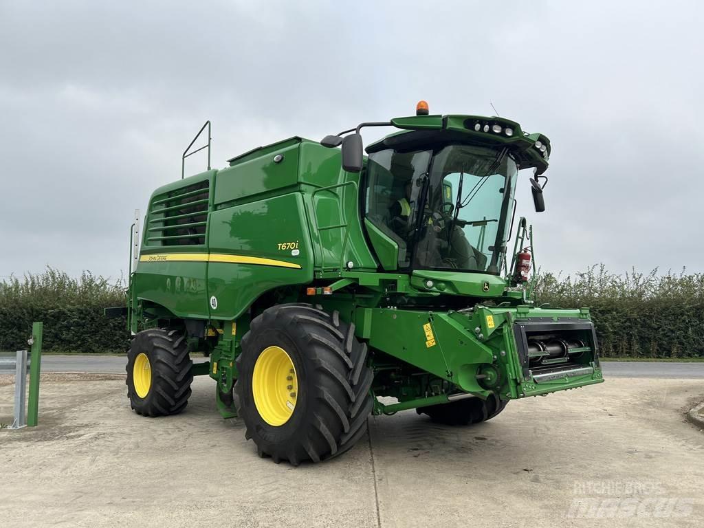 John Deere T670I Maaidorsmachines