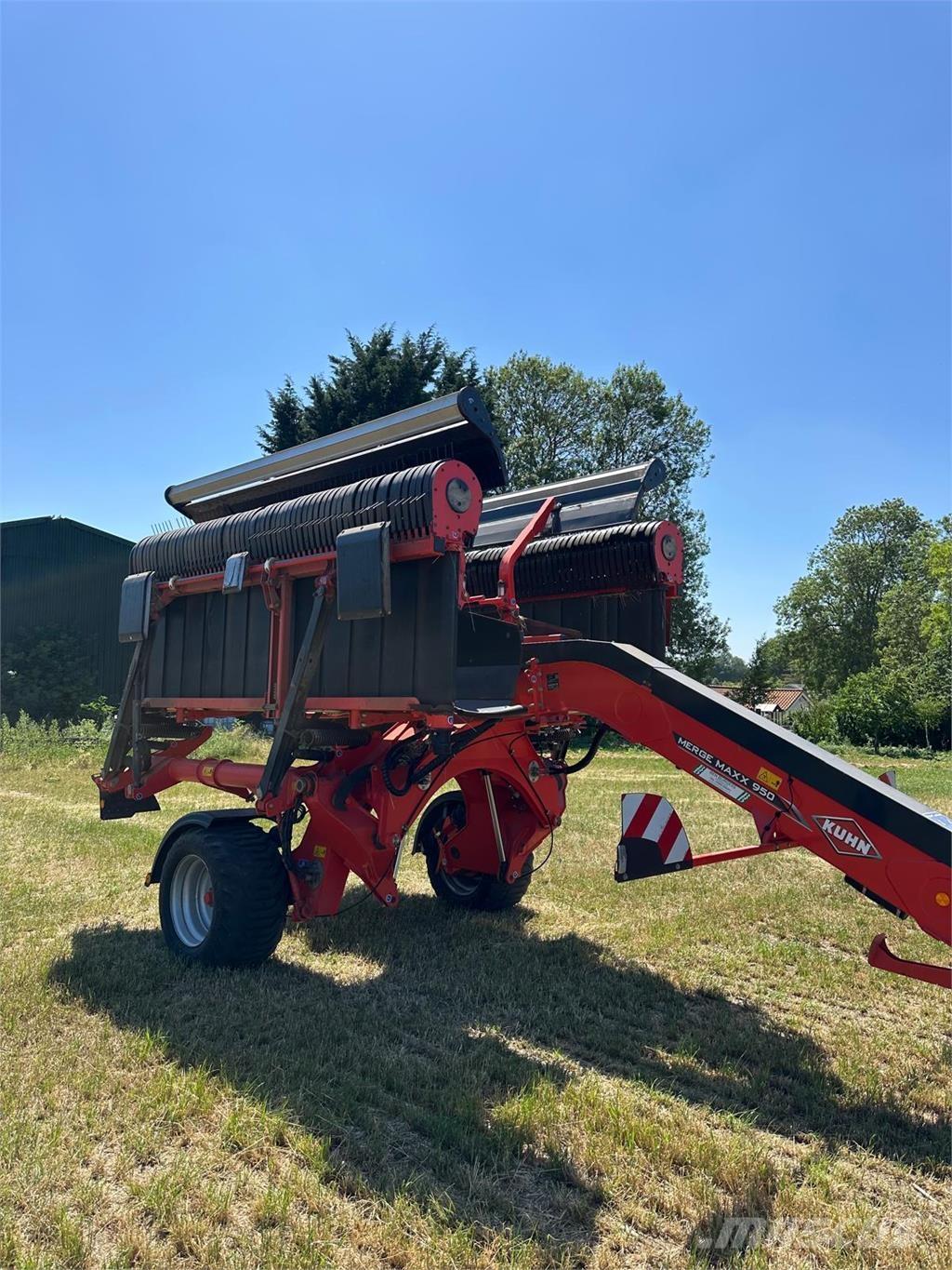 Kuhn MERGEMAXX950 Klepelmaaiers