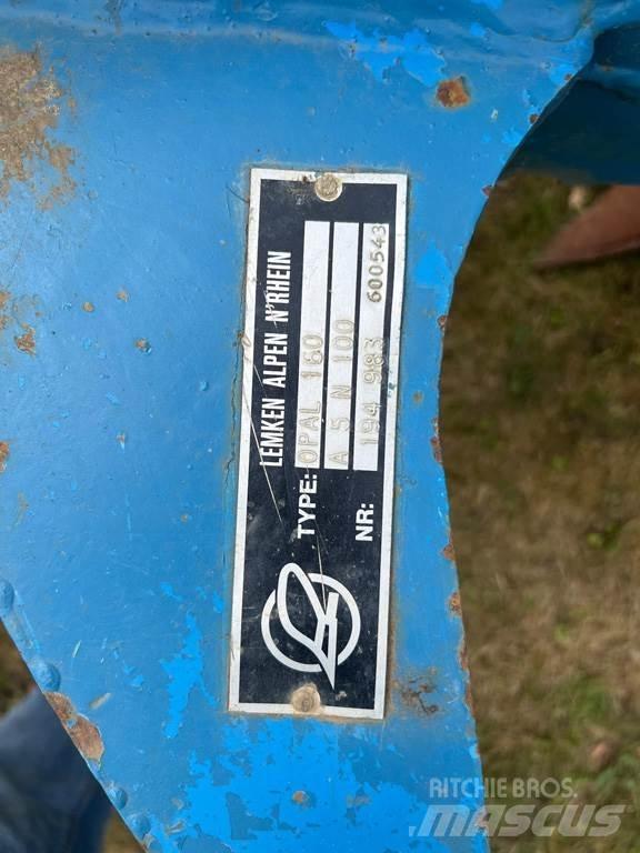 Lemken OPAL 160 Wentelploegen