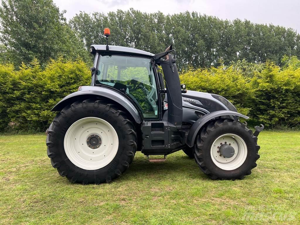 Valtra T234 Tractoren