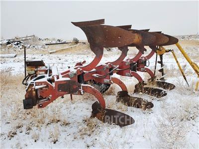 Case IH 145 Conventionele ploegen
