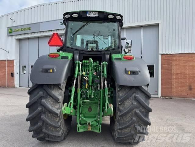 John Deere 6250 R Tractoren