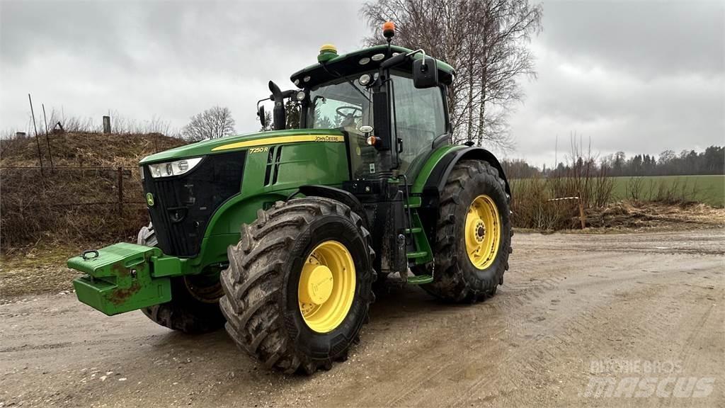 John Deere 7250R Tractoren