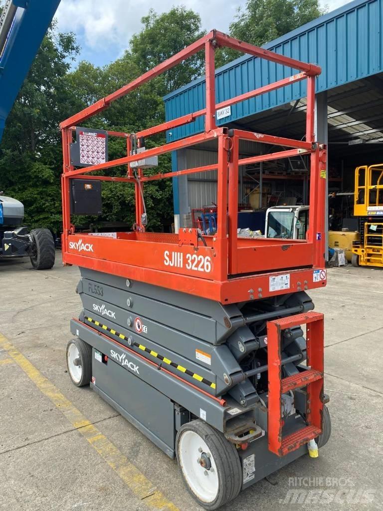 SkyJack SJ 3226 Schaarhoogwerkers