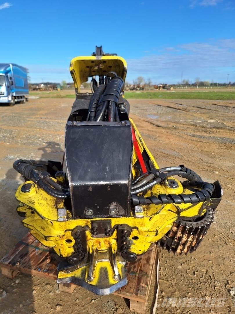John Deere H270 Boomvelkoppen