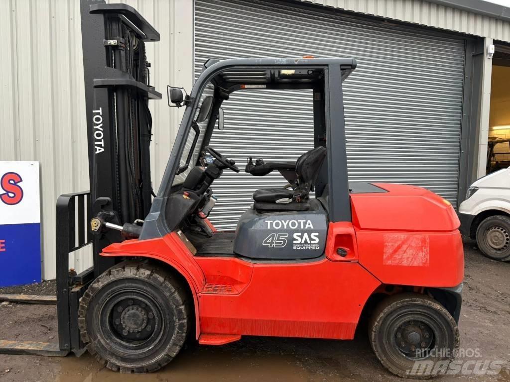 Toyota 7 FD 40 Diesel heftrucks