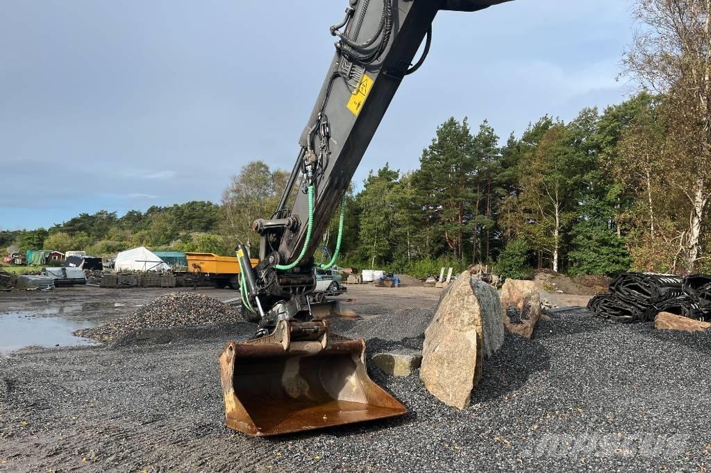 Volvo EC 220 DL Rupsgraafmachines