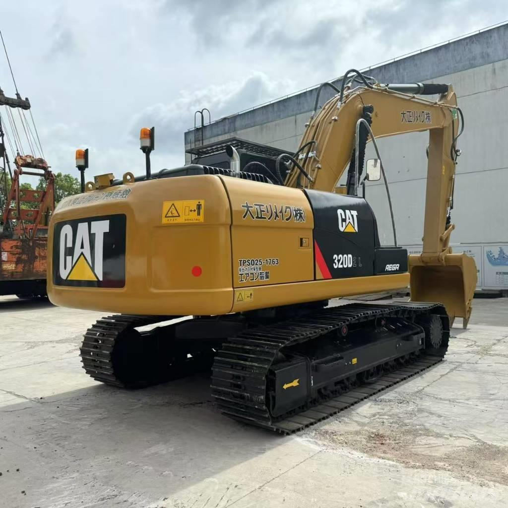 CAT 320D2L Midigraafmachines 7t - 12t