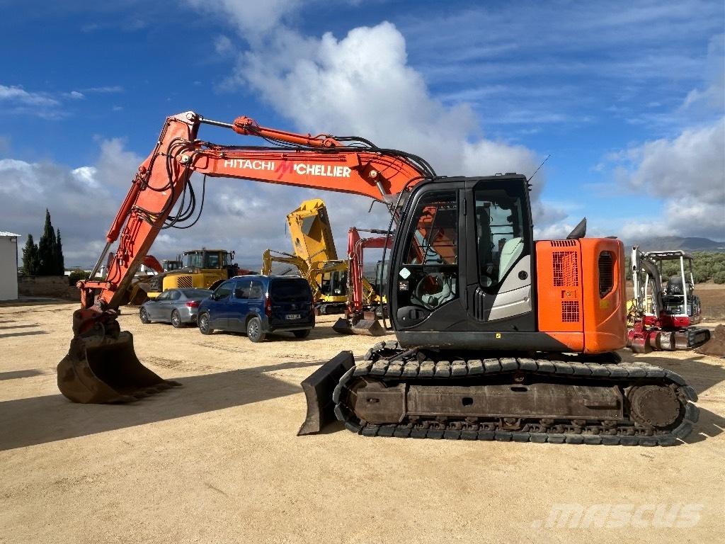 Hitachi ZX 135 Rupsgraafmachines