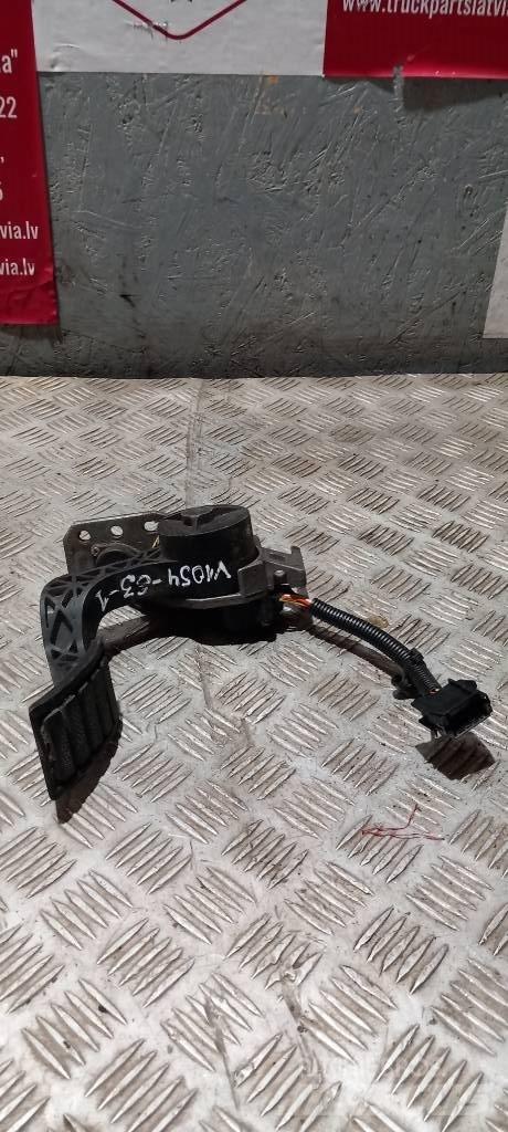Volvo FH 12  20488271 Cabine en interieur