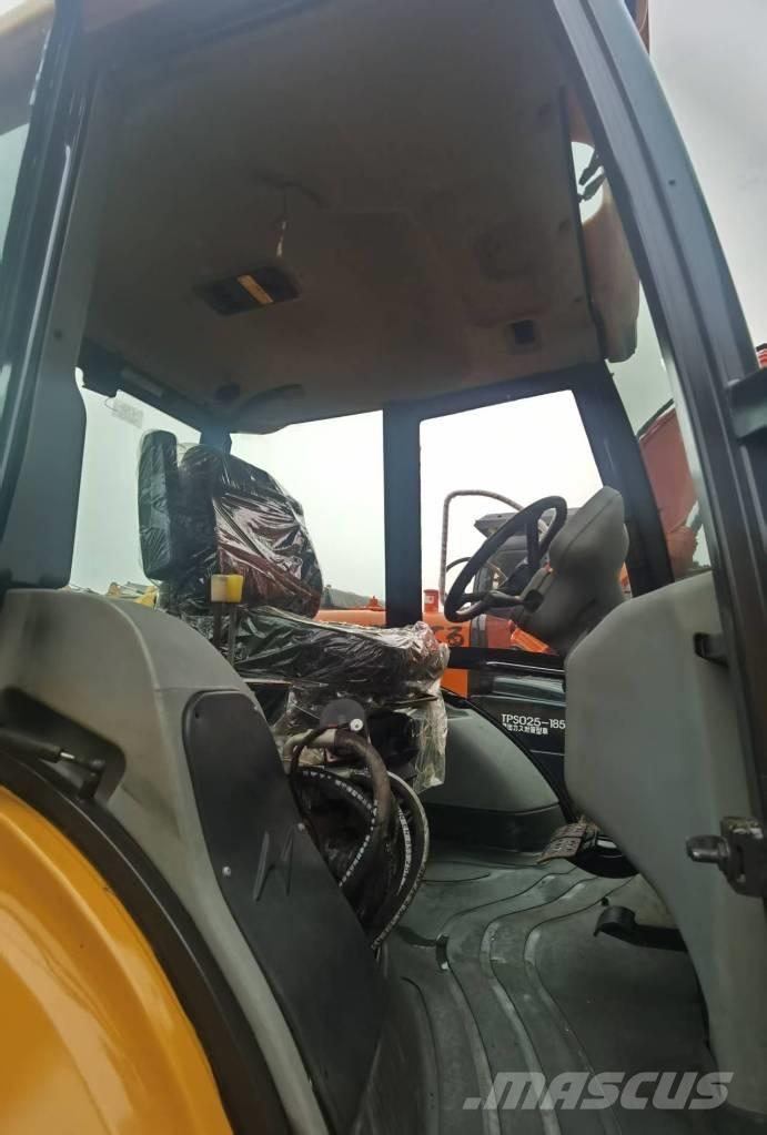 JCB 4 CX Graaf-laadcombinaties