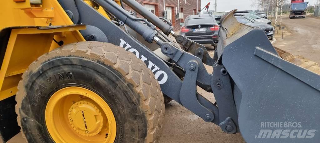 Volvo L 90 B Wielladers