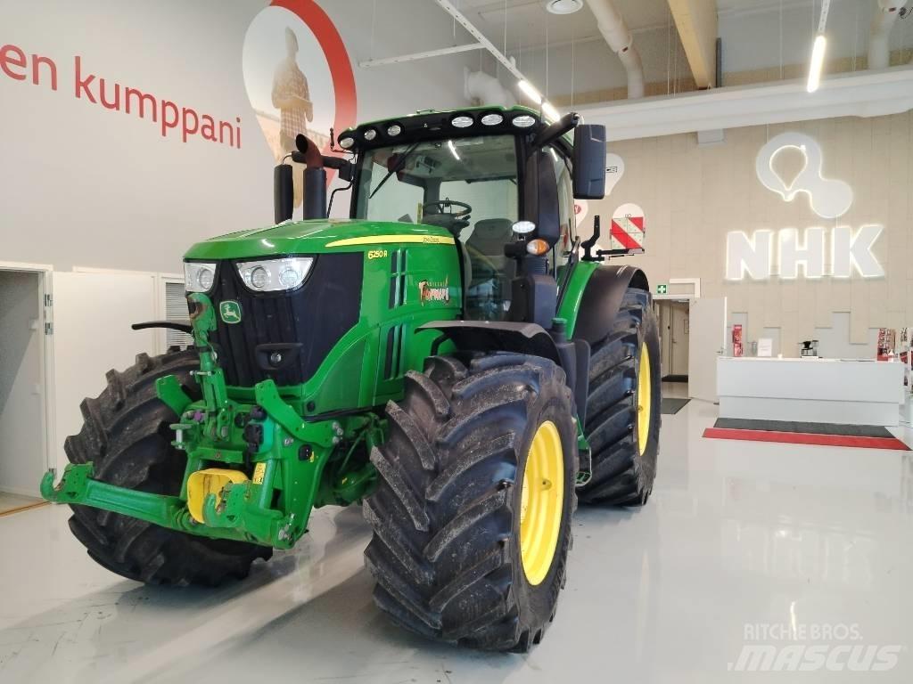 John Deere 6250 R Tractoren