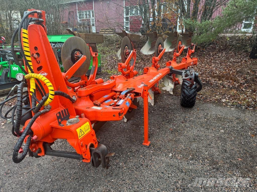 Kuhn Vari-Master 122 Wentelploegen