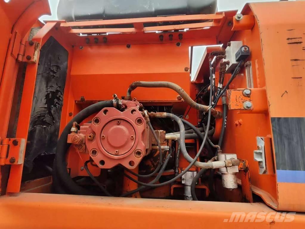 Doosan DH 210 W-7 Wielgraafmachines