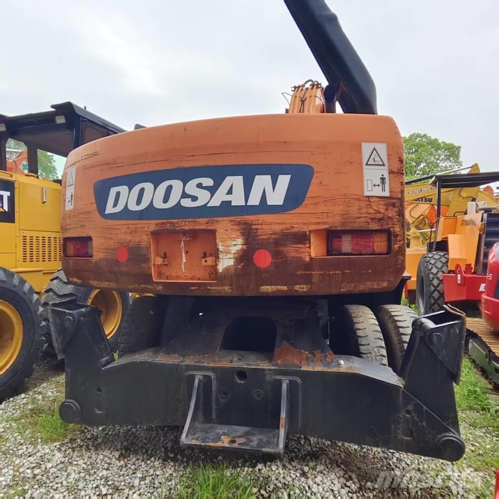 Doosan DH 210 W-7 Wielgraafmachines