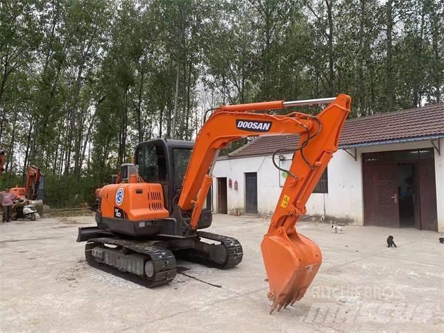 Doosan DX80 Minigraafmachines < 7t