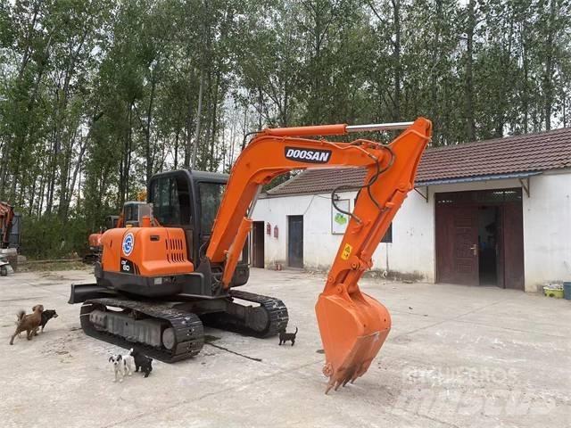 Doosan DX80 Minigraafmachines < 7t