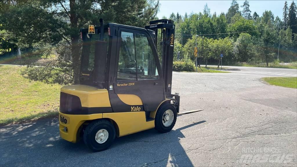Yale GDP 25 VX Diesel heftrucks