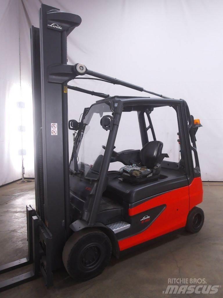 Linde E30L-01 Elektrische heftrucks
