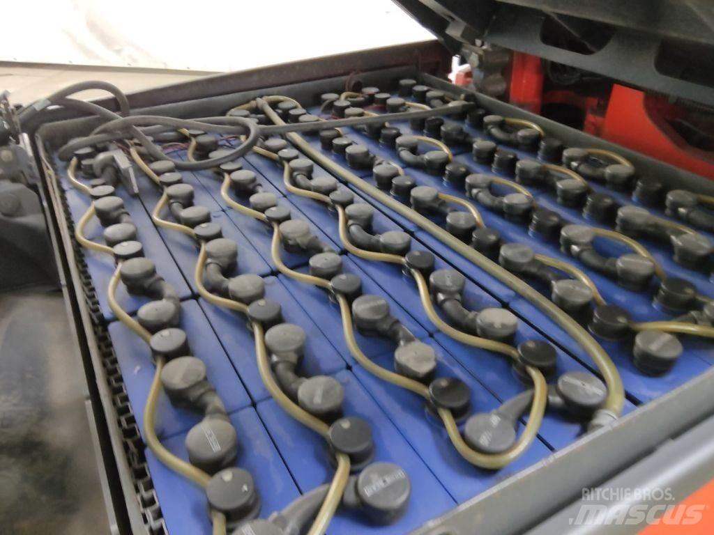 Linde E30L-01 Elektrische heftrucks