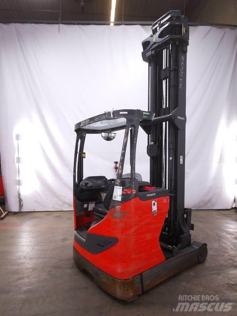 Linde R16HD-01 Reachtruck voor hoog niveau