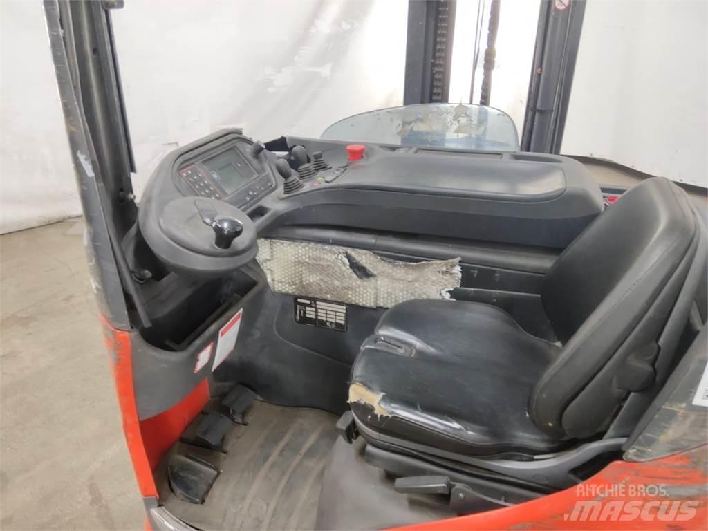 Linde R16HD-01 Reachtruck voor hoog niveau