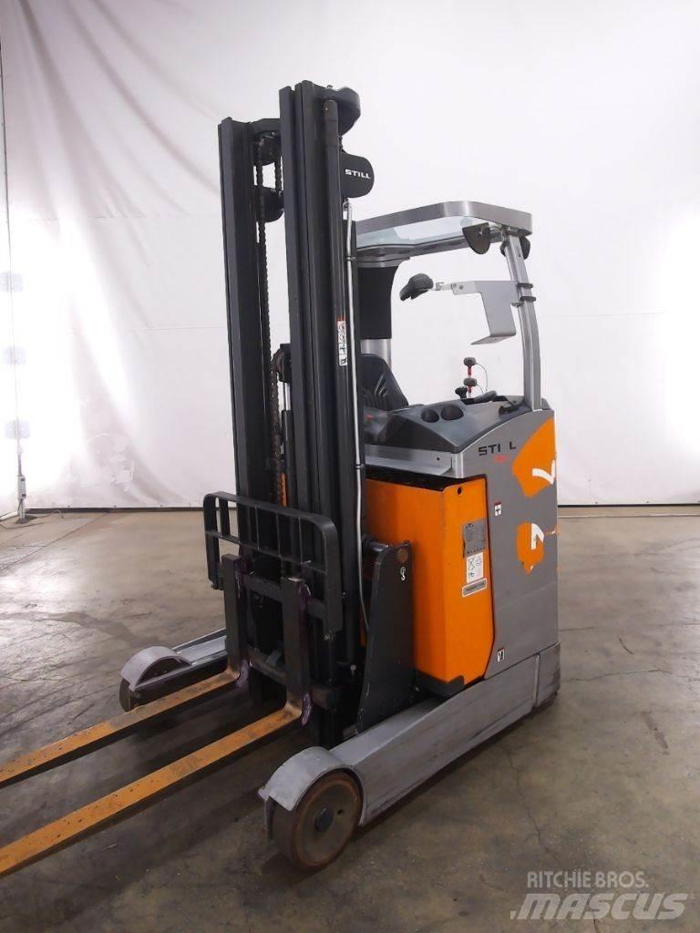 Still FM-X12 Reachtruck voor hoog niveau