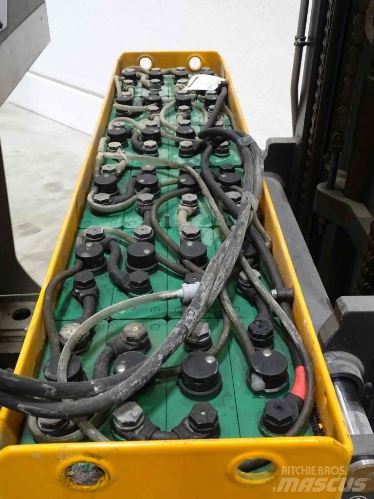 Still FM-X12 Reachtruck voor hoog niveau
