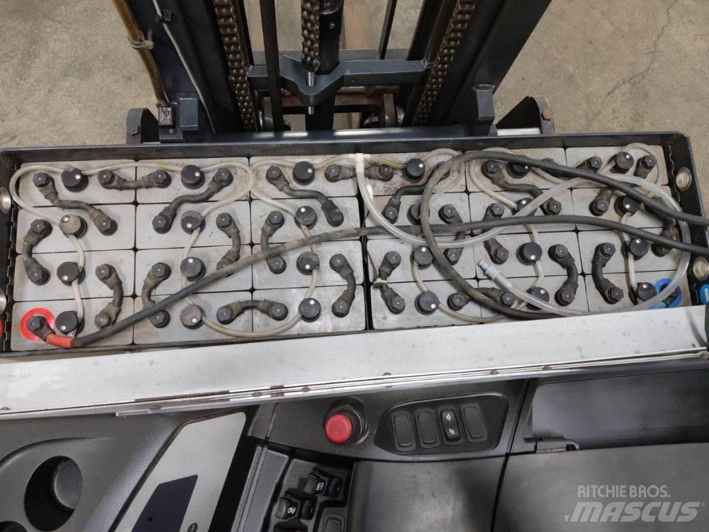 Still FM-X12 Reachtruck voor hoog niveau