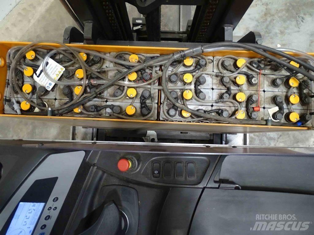 Still FM-X12 Reachtruck voor hoog niveau