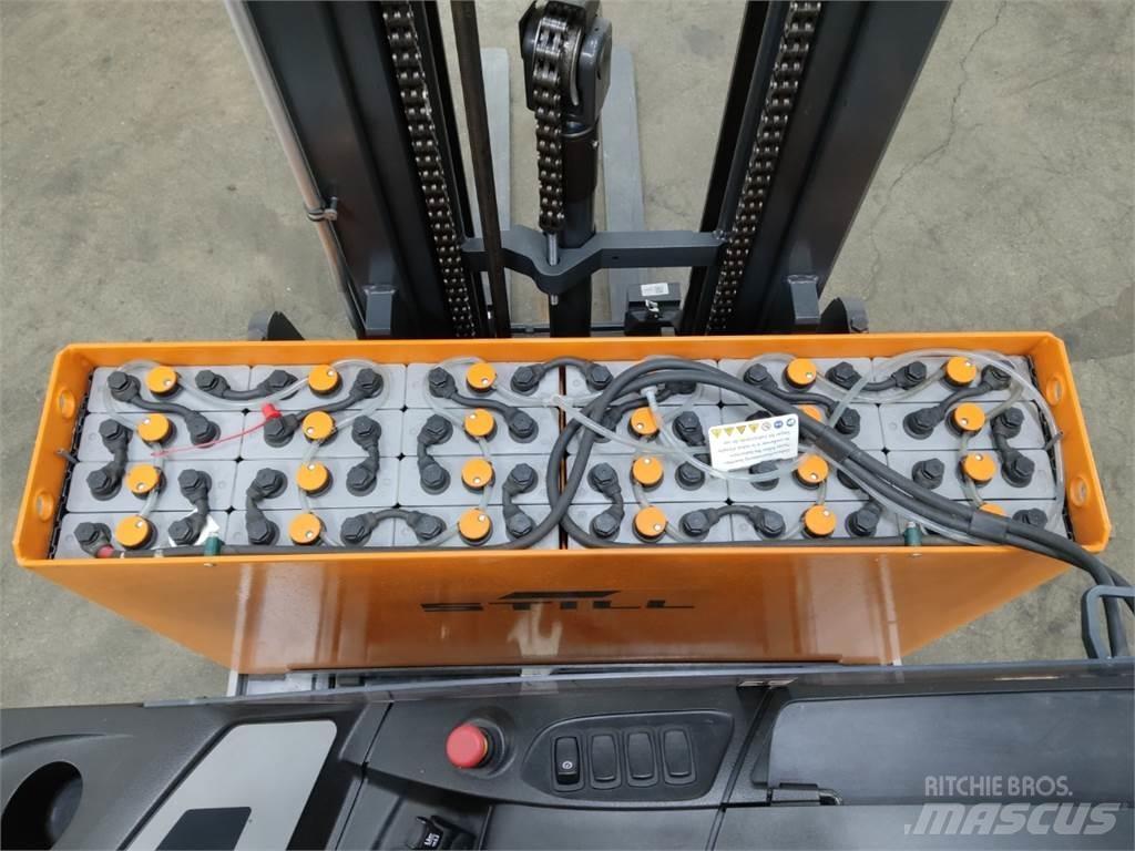 Still FM-X12 Reachtruck voor hoog niveau