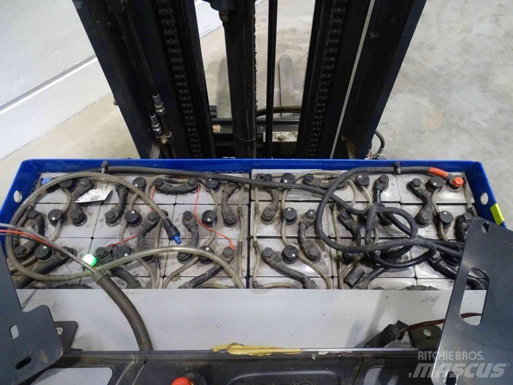 Still FM-X14 Reachtruck voor hoog niveau