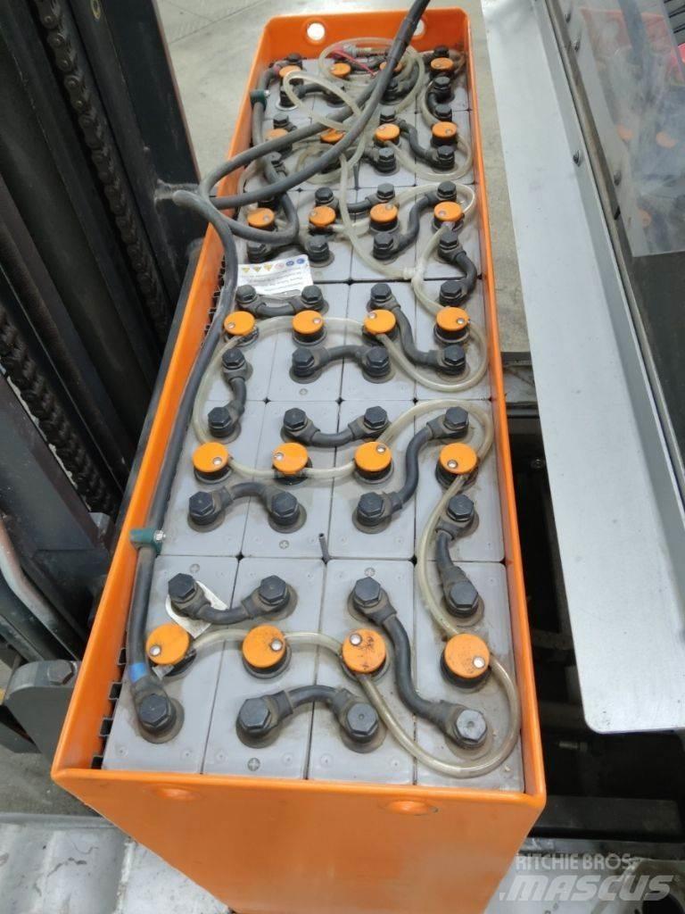 Still FM-X14 Reachtruck voor hoog niveau
