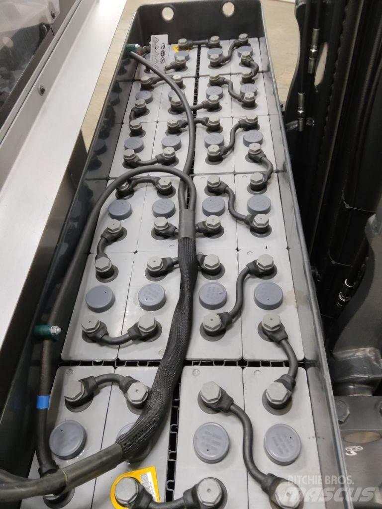Still FM-X14 Reachtruck voor hoog niveau