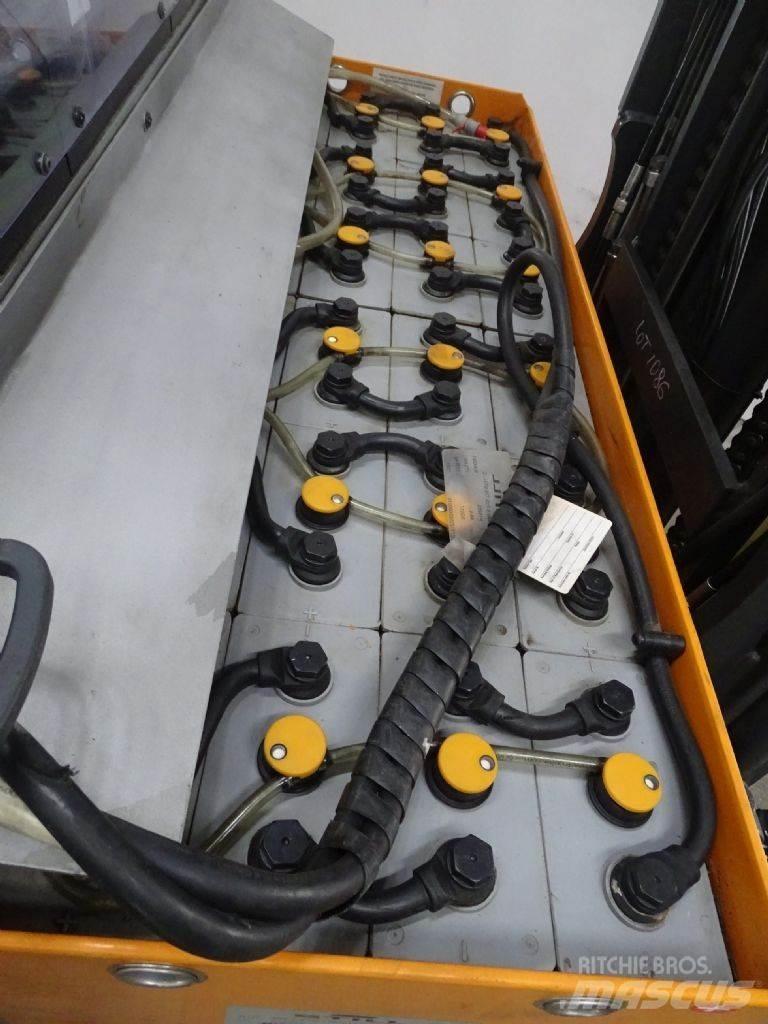 Still FM-X14 Reachtruck voor hoog niveau