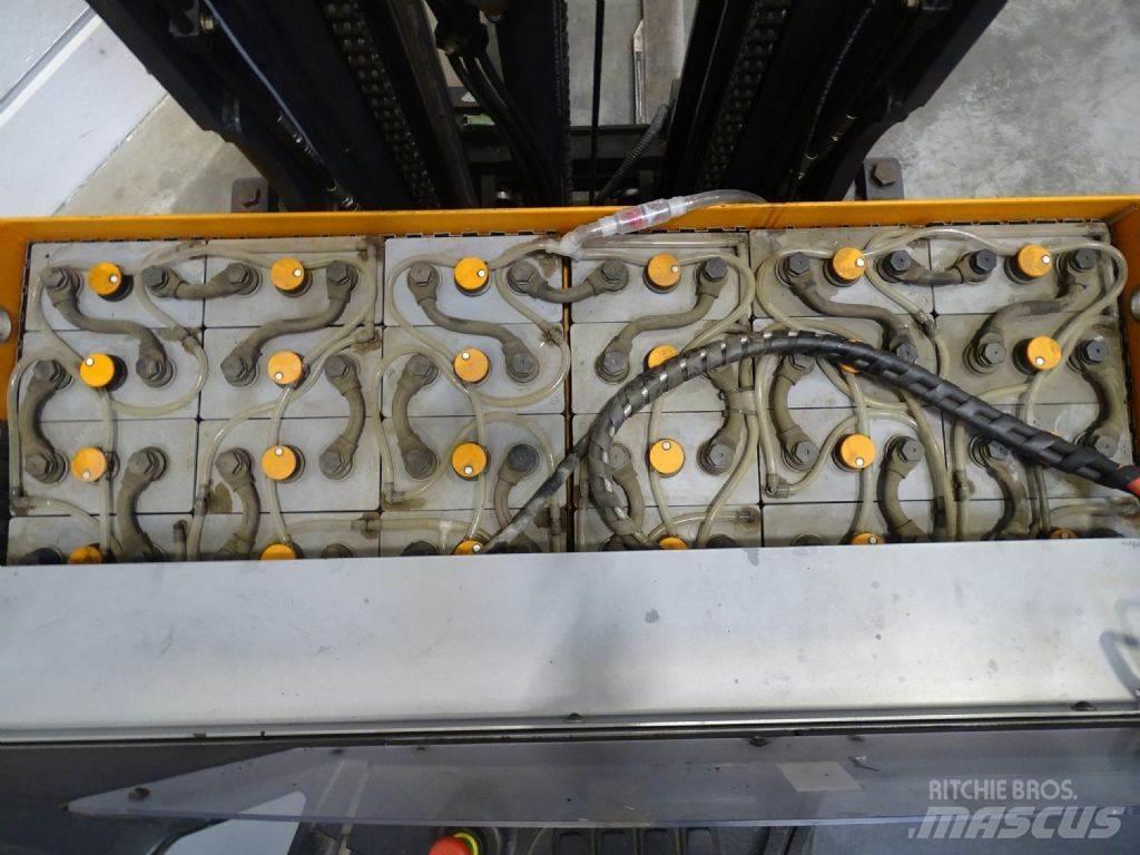 Still FM-X14 Reachtruck voor hoog niveau