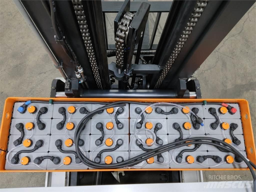 Still FM-X14 Reachtruck voor hoog niveau