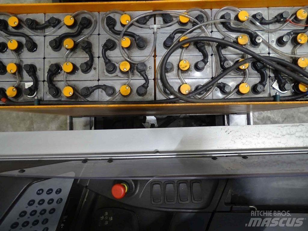 Still FM-X14 Reachtruck voor hoog niveau