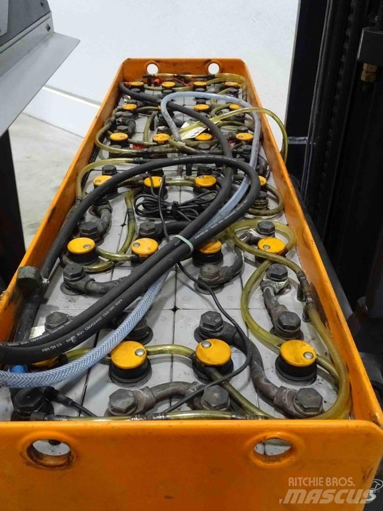 Still FM-X14 Reachtruck voor hoog niveau